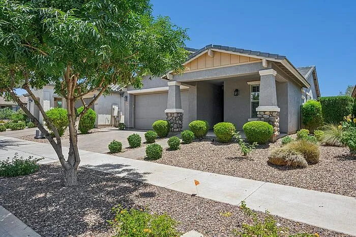10445 E Tesla Ave — Photo 3