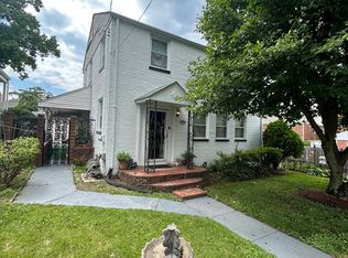 6744 13th Pl NW, Washington, DC 20012