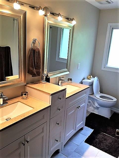Upstairs bathroom