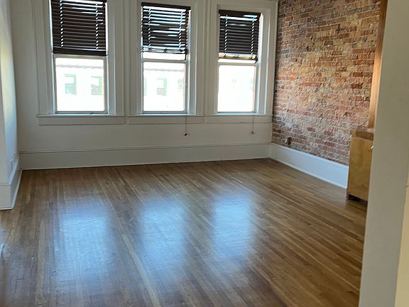 4th image of 3-443 N Main St