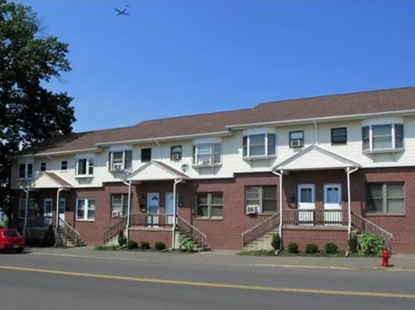 285 Hampden St, Holyoke, MA 01040