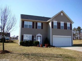 3694 McGinty Dr, Greensboro, NC 27406