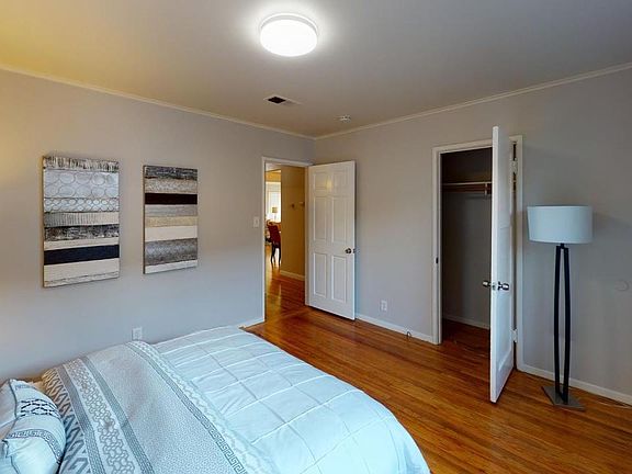 5th image of 1227 Camellia Dr