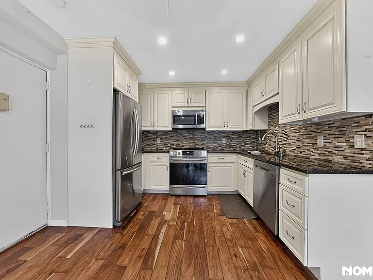 5 Loudon Dr #2 — Photo 5