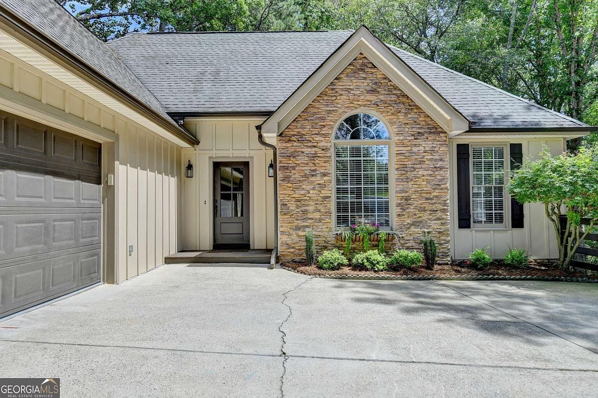 6220 Mockingbird Rd, Cumming, GA 30028 | Zillow
