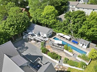 121 Duke St, Chester, NS B0J1J0