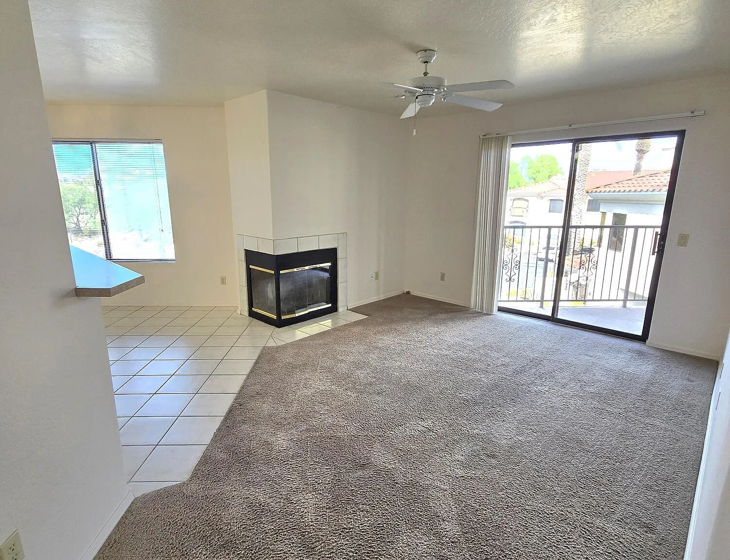 2 bed, 2.0 bath, 1085 sqft, $1,650 — Photo 3