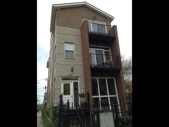 2nd image of 1214 N Campbell Ave #3
