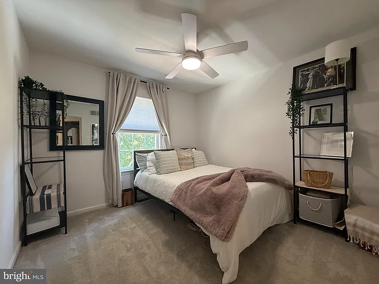 434 Pleasant Valley Dr — Photo 13