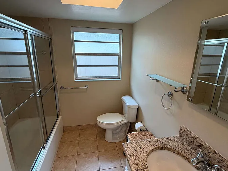 14001 Dominion Ct — Photo 21