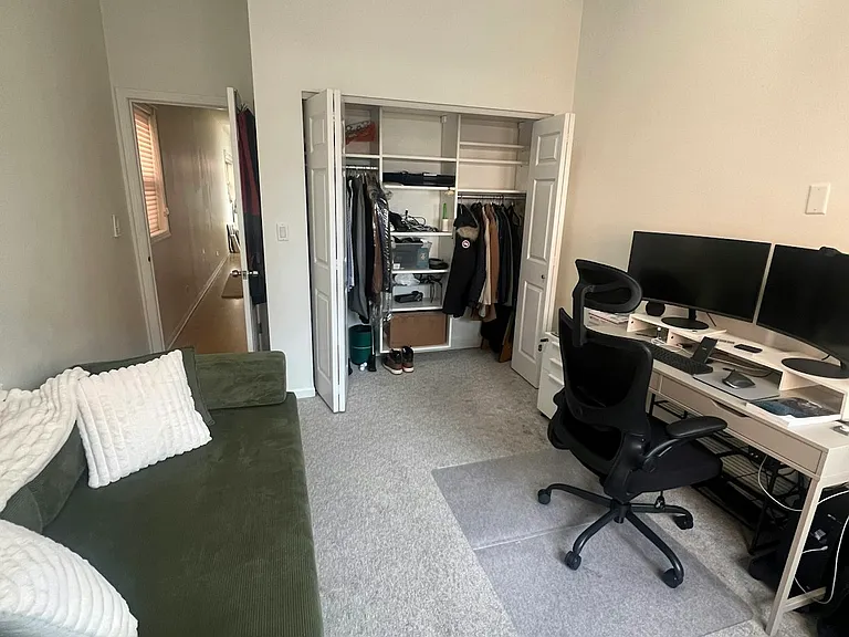 Bedroom 2/Office