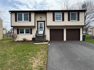 49 Parkedge St, Rochester, NY 14606