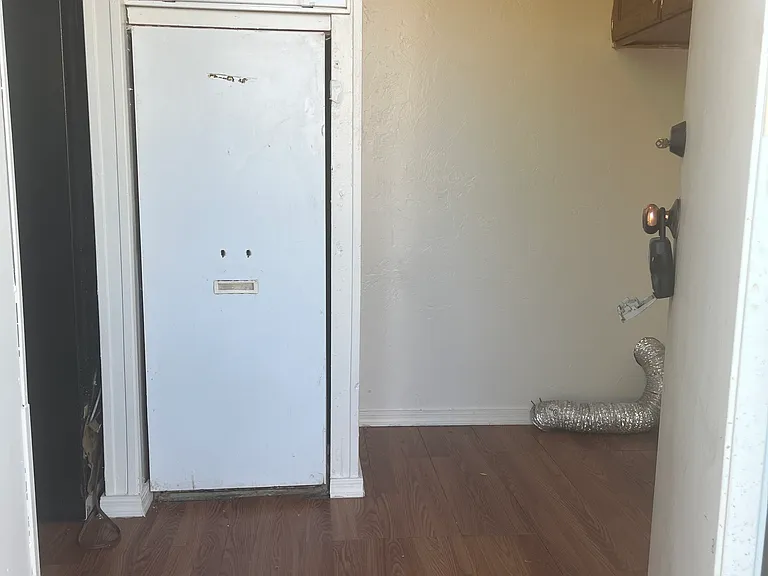 1820 N Aztec Ave — Photo 9
