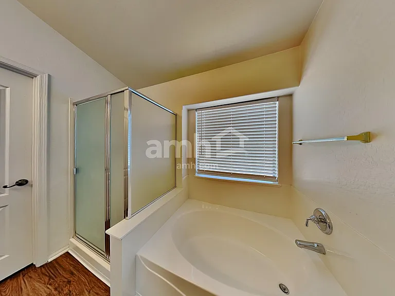 4021 S 55th Dr — Photo 15