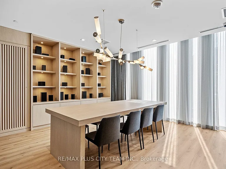 215 Veterans Dr #103 — Photo 16