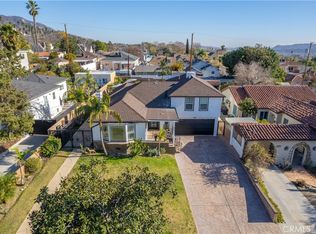 902 E Walnut Ave, Burbank, CA 91501