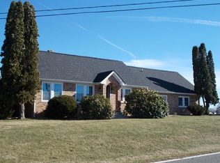 7007 Double Cabin Rd, Hillsville, VA 24343