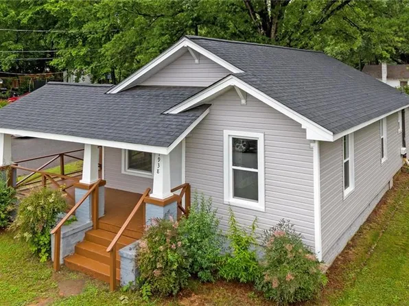 1938 Milford St, Winston Salem, NC 27107