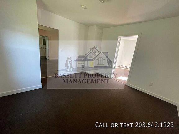 3rd image of 109 E Albert St APT 1W