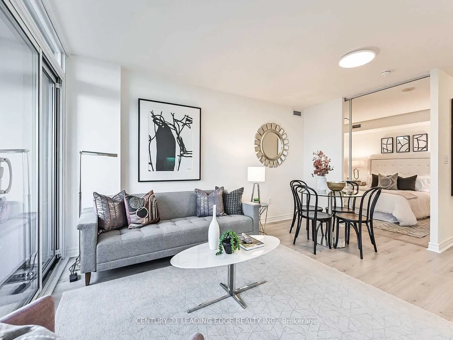 3 bed, $3,200 — Photo 3