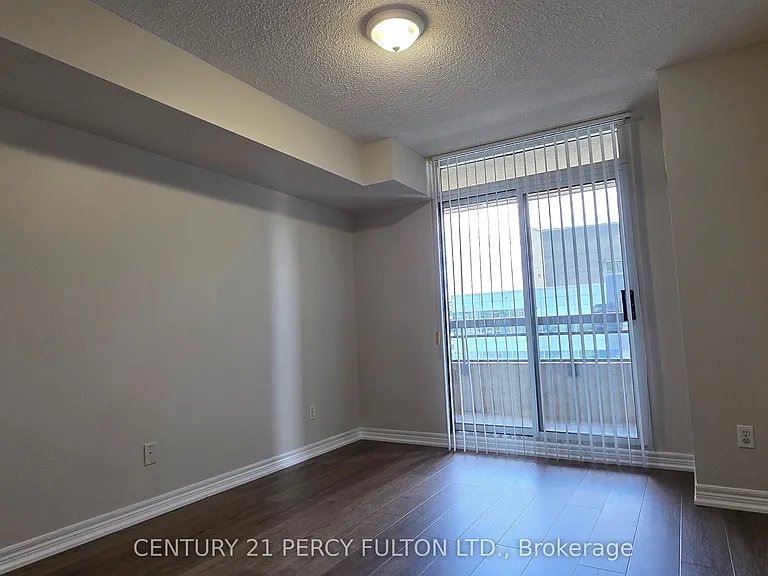 18 Parkview Ave #1811 — Photo 19