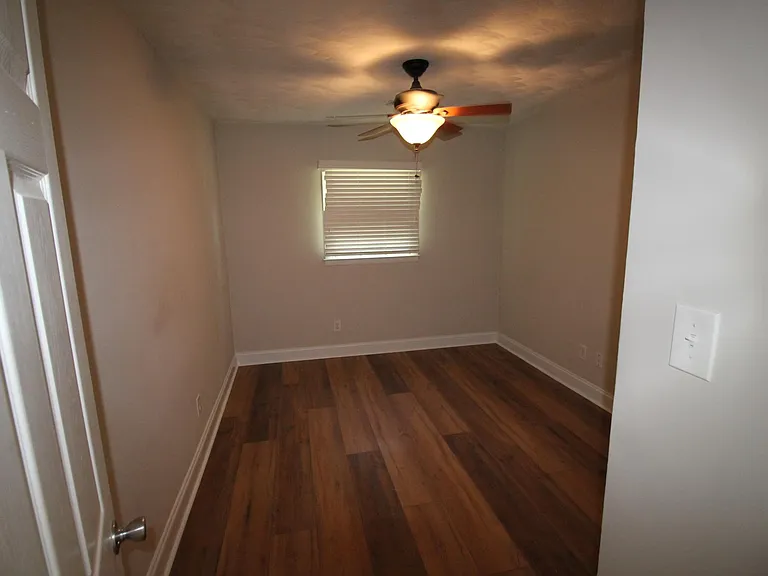 2349 Custom Cir — Photo 31