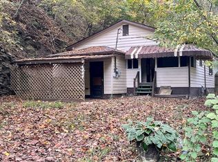 133 Coal Valley Rd, Clairton, PA 15025