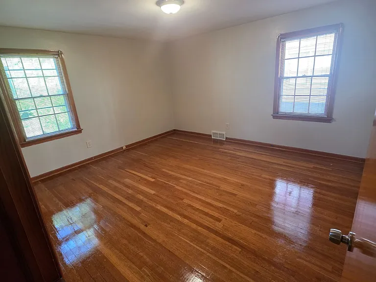 18709 Chagrin Blvd #2 — Photo 11