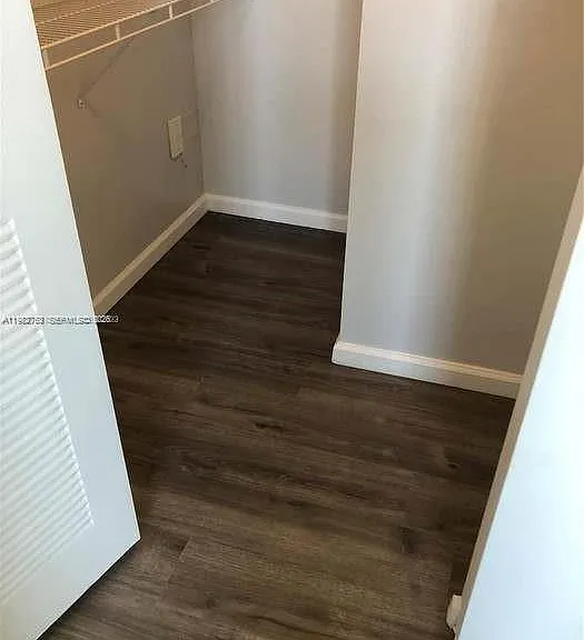 1919 Van Buren St #619A — Photo 12