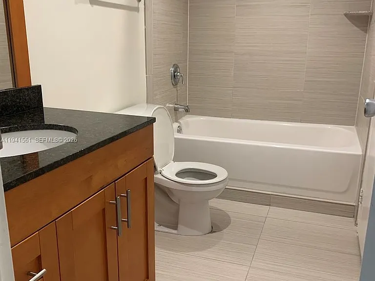 13499 Biscayne Blvd #710 — Photo 14