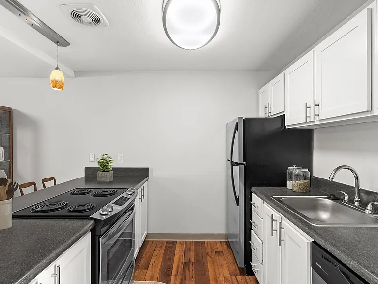 The Aviator Apartments — Photo 2