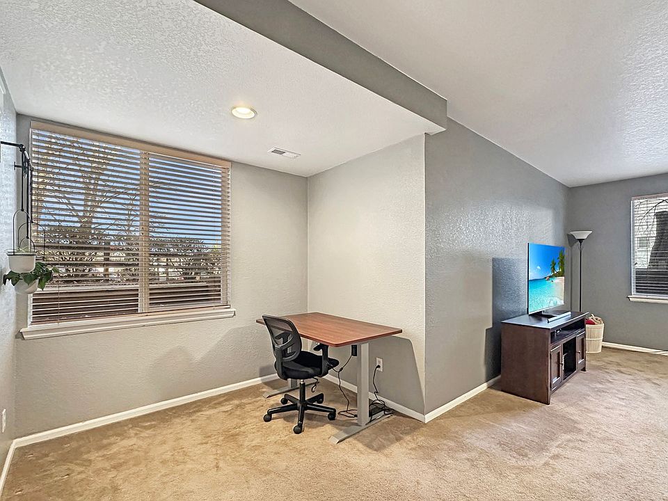 1st image of 1678 Ames Ct