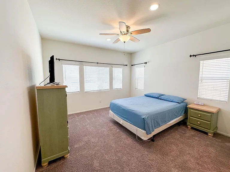 26318 Desert Rose Ln — Photo 17