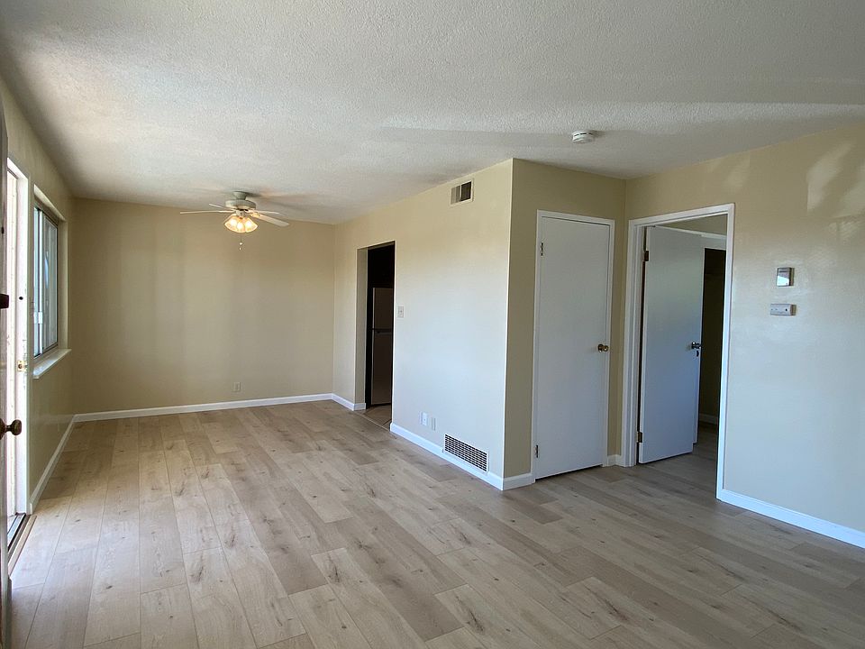 1st image of 7020 Redwood Blvd #10