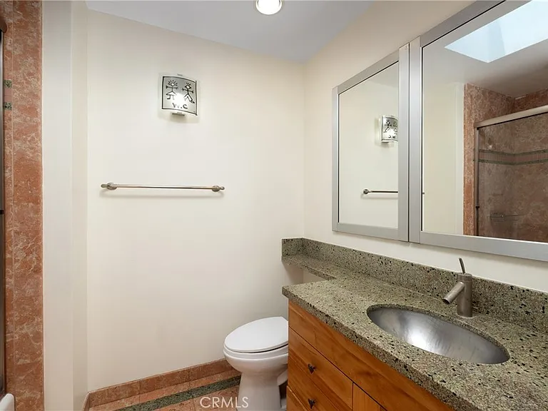 1845 Port Seabourne Way — Photo 20