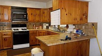 4th image of 4849 Meadow Dr