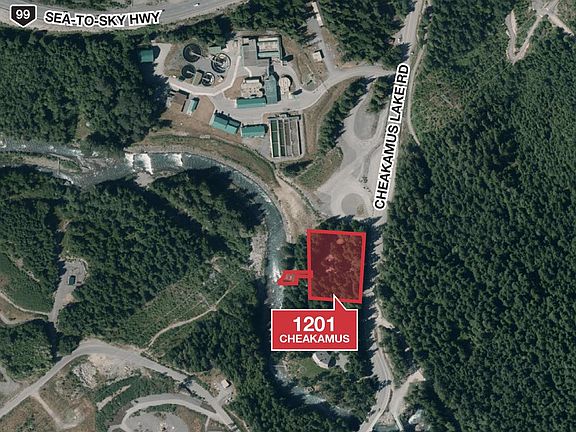 2nd image of 1201 Cheakamus Lake Rd