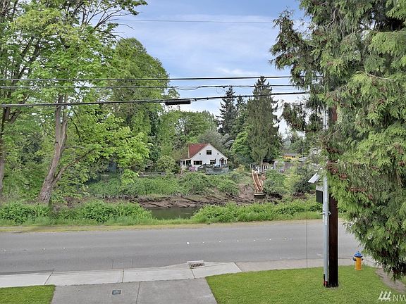 5th image of 11860 42nd Ave S