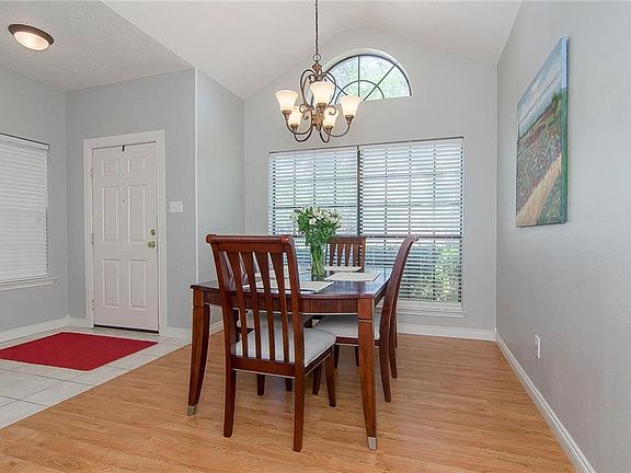 4th image of 1500 Mountain Side Dr