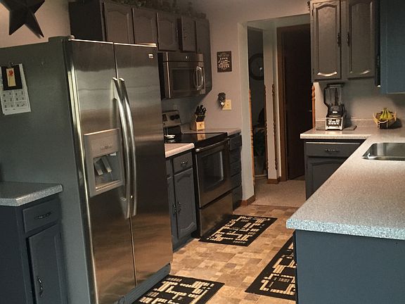 2nd image of 14137 Hill N Dale Dr