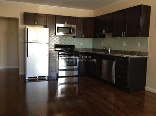 71 Elm St, Watertown, MA 02472