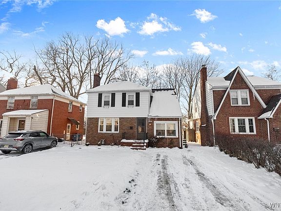 2nd image of 1436 Eggert Rd