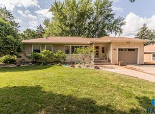 2209 W 18th St, Sioux Falls, SD 57105