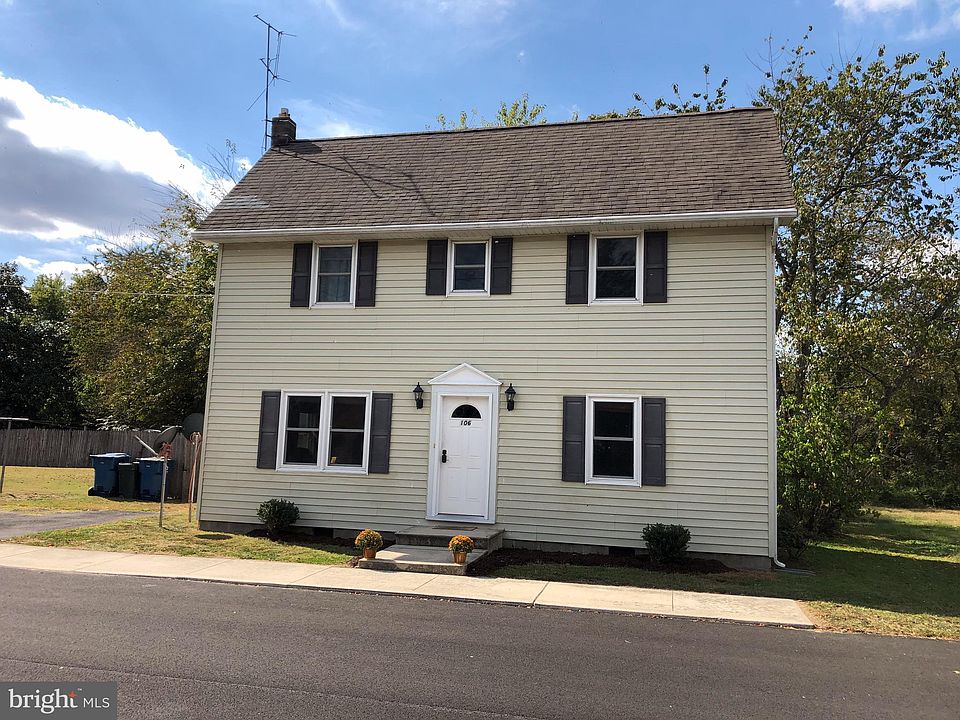 1st image of 106 Beaver St