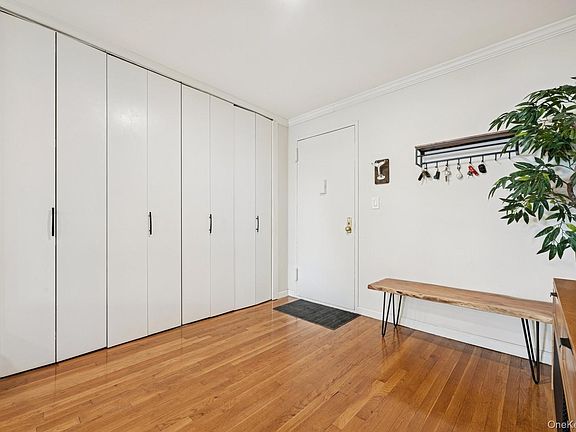 5th image of 410 E Broadway APT 4B