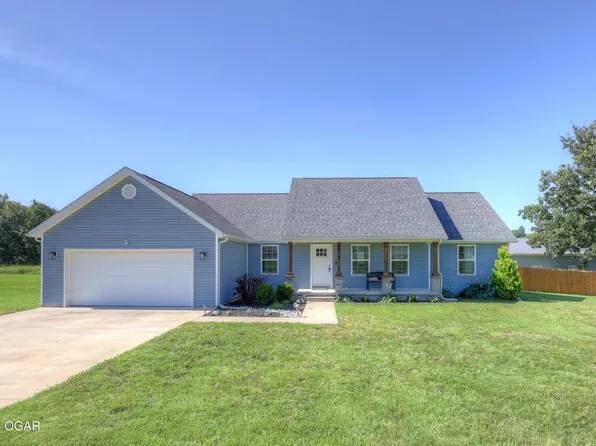 4910 E 27th St, Joplin, MO 64801