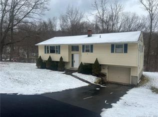 150 Krodel Rd, Naugatuck, CT 06770