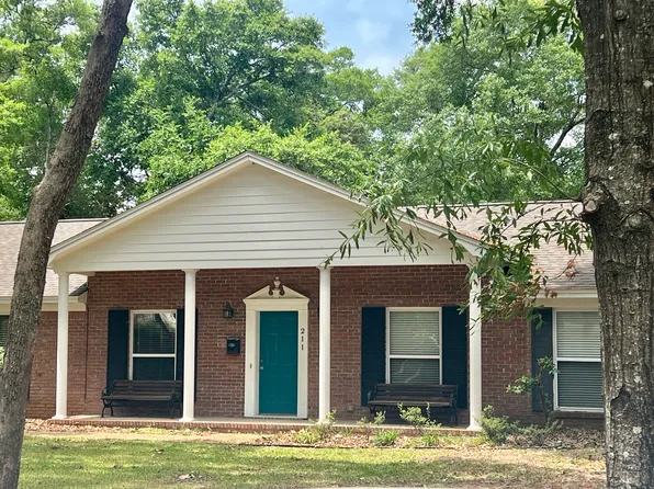 211 Cordoba St, Gulf Breeze, FL 32561
