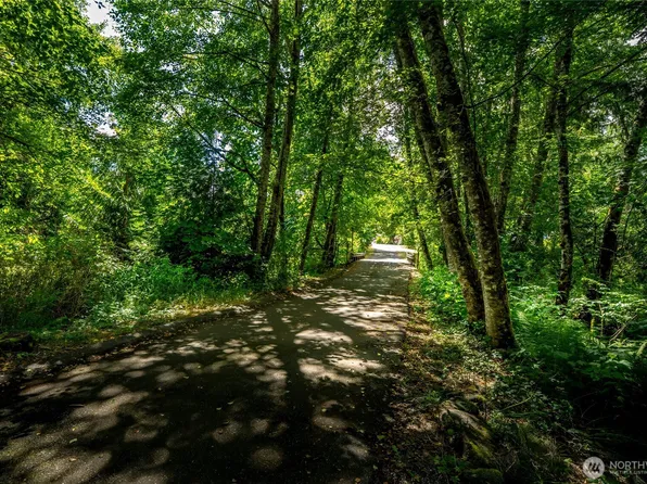 2100 Mark Street NE, Lacey, WA 98516