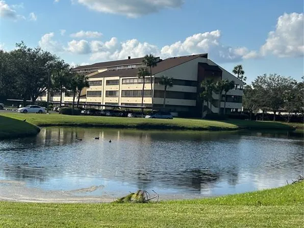13610 SOUTH VILLAGE DRIVE #4303, TAMPA, FL 33618